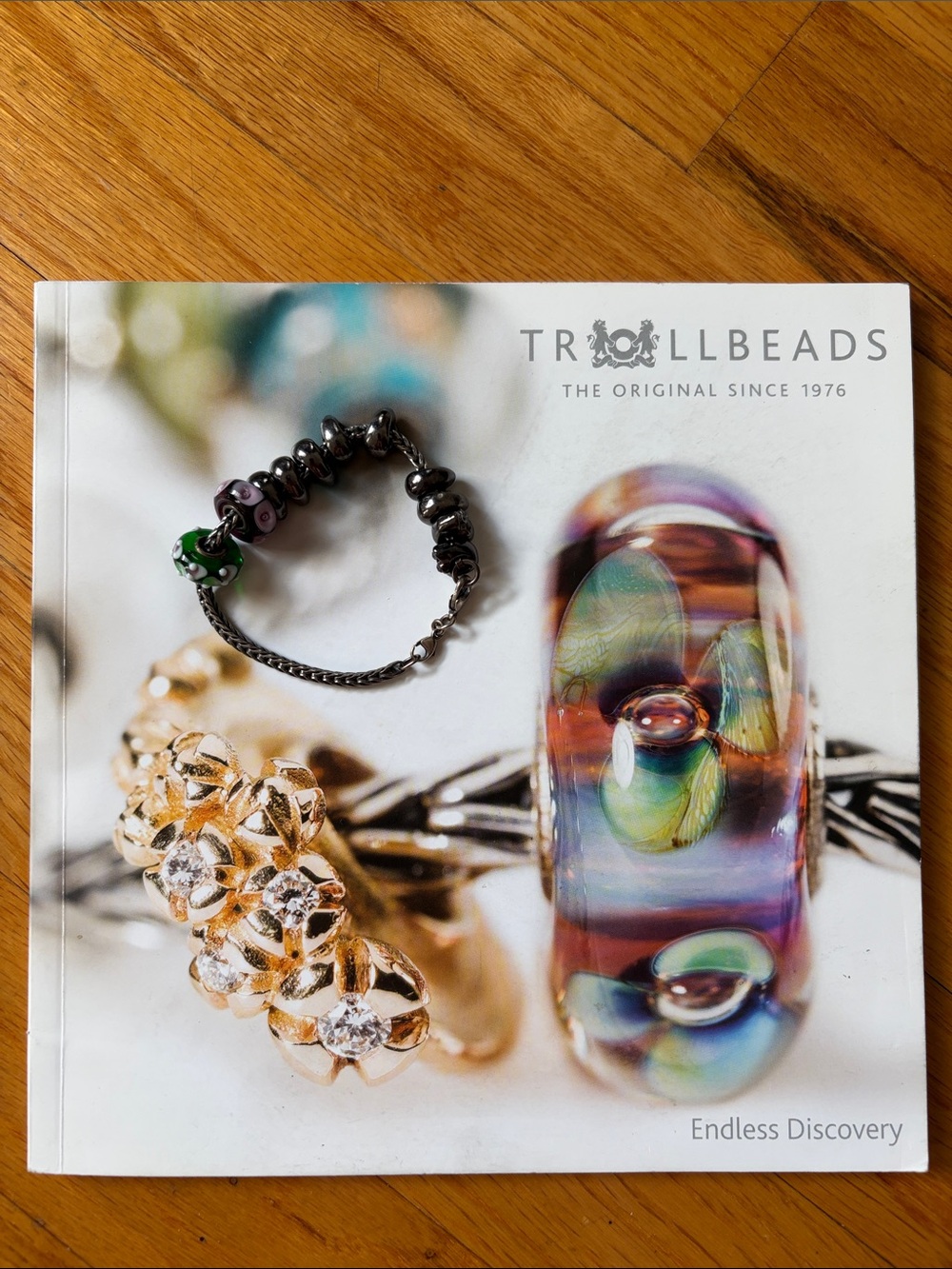 Trollbeads Sterling Silver Bracelet 7” with 11 beads + 2014 Catalog Bundle